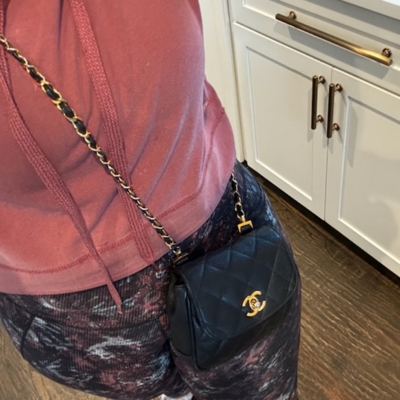 Chanel Crossbody Handbag Caviar Leather - Picture 1 of 16